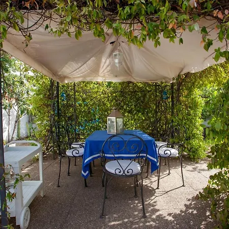 Rosalba House Mare